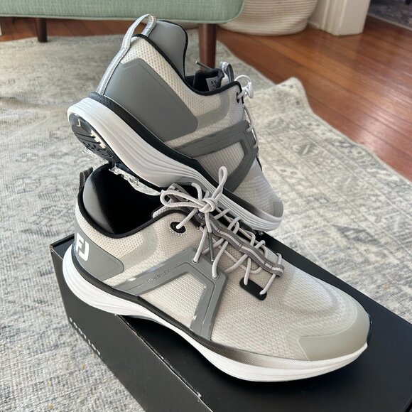 Men's FootJoy HyperFlex Spiked Golf Shoes [Size 10] - Picture 1 of 7
